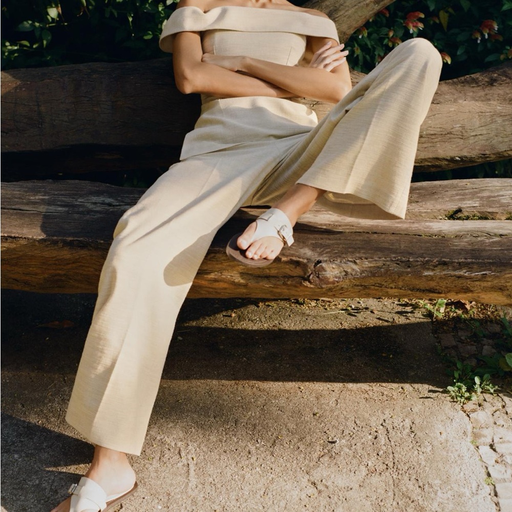 Zara 2 piece set 
Off shoulder